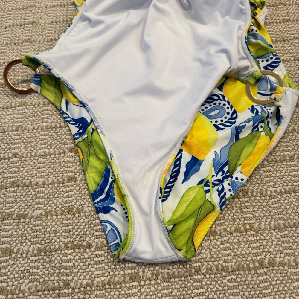 Kenny Flowers Positano Lemon Print Gold Ring Classic One Piece Swimsuit | M - Picture 8 of 8
